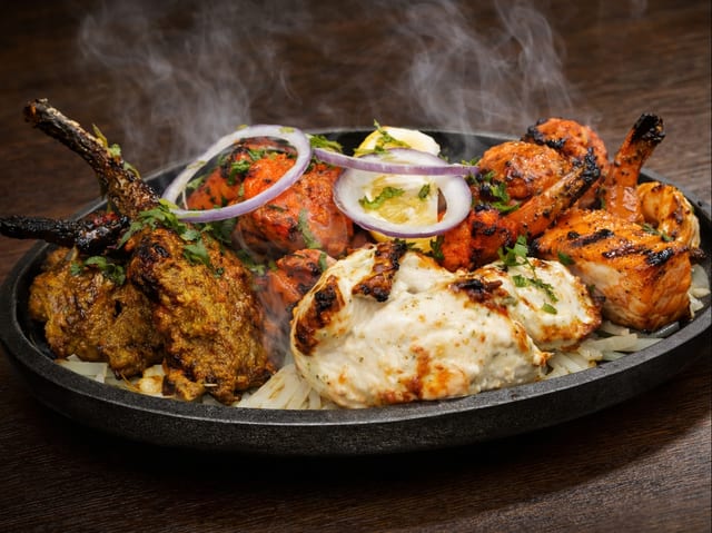 Mixed Tandoori Sizzler.